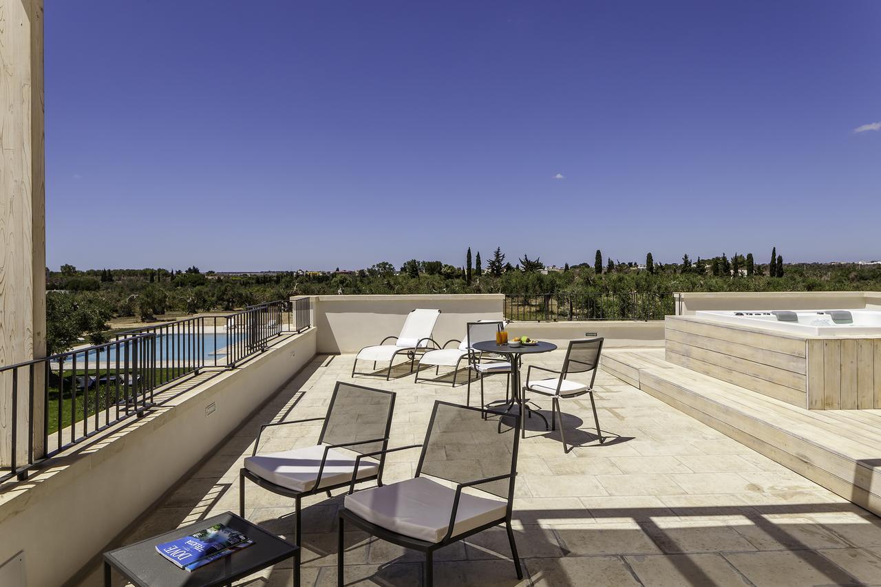 Tenuta Monticelli Bio Relais อเลซิโอ ภายนอก รูปภาพ