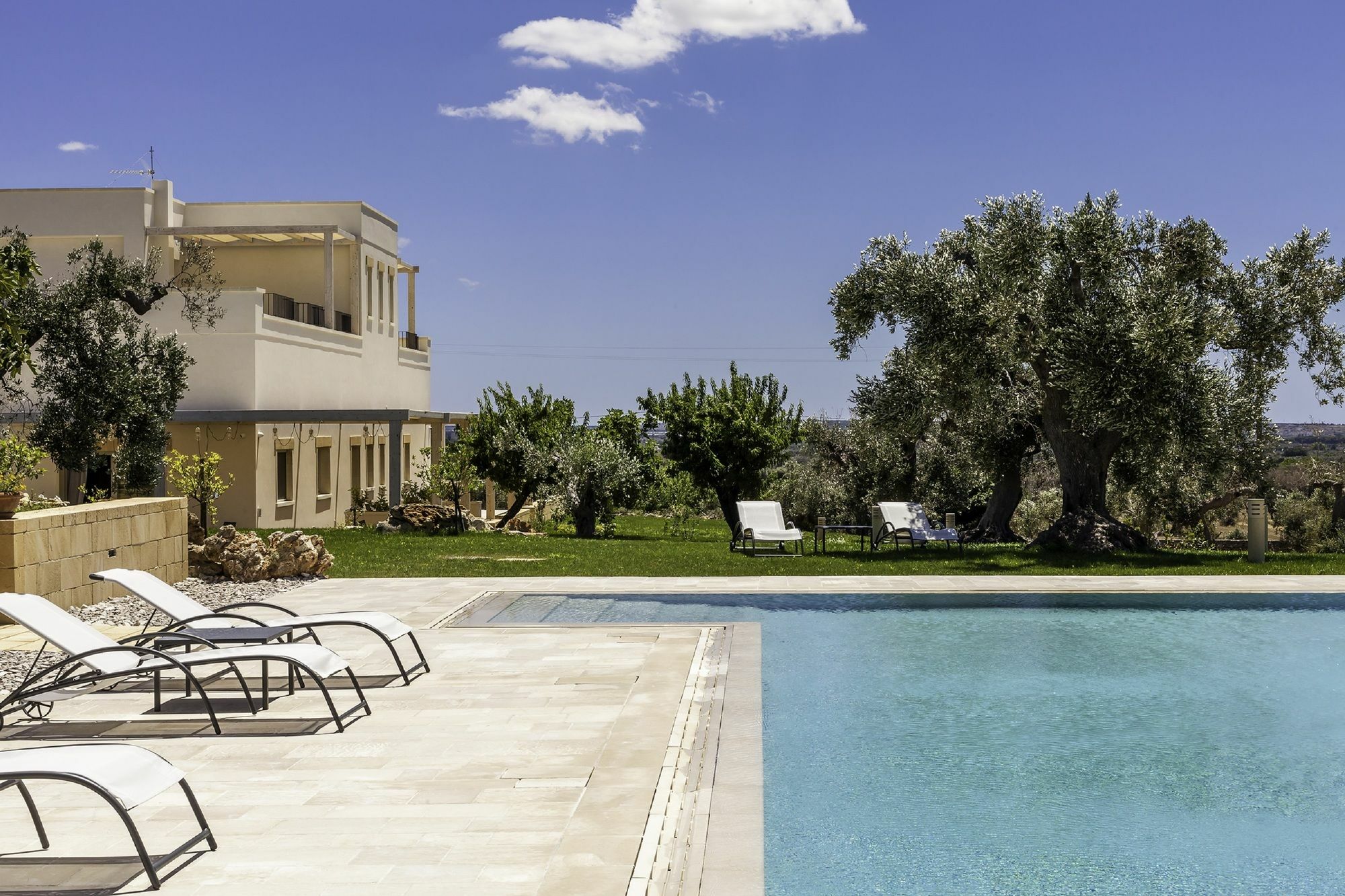 Tenuta Monticelli Bio Relais อเลซิโอ ภายนอก รูปภาพ